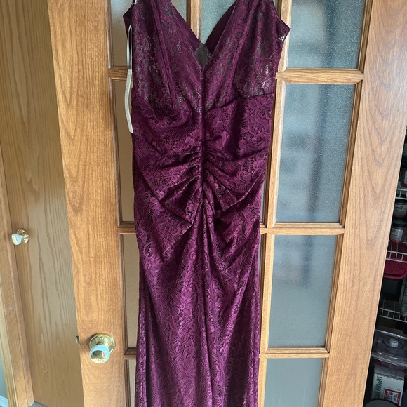 Bridesmaid dresses x3 or a beautiful dress for a night out - Picture 5 of 7